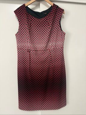 I Le New York Sleeveless Red & Black Geometric Sheath Dress